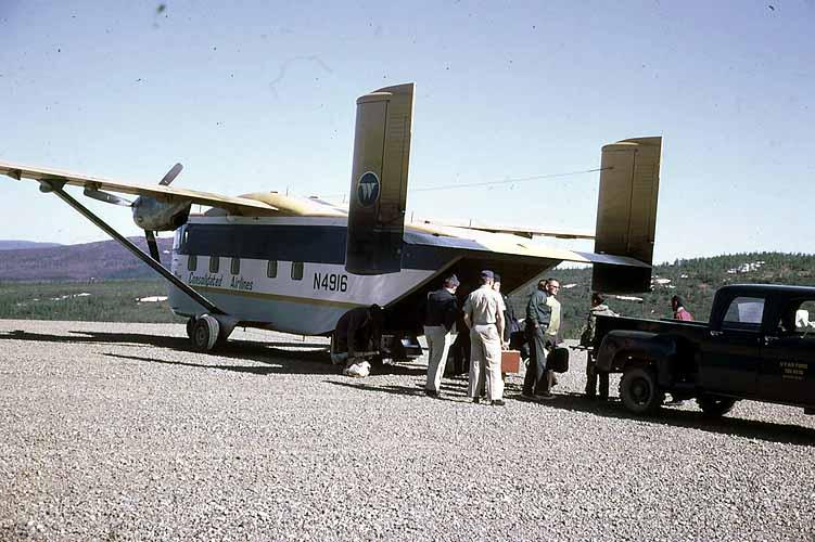 Skyvan unloading